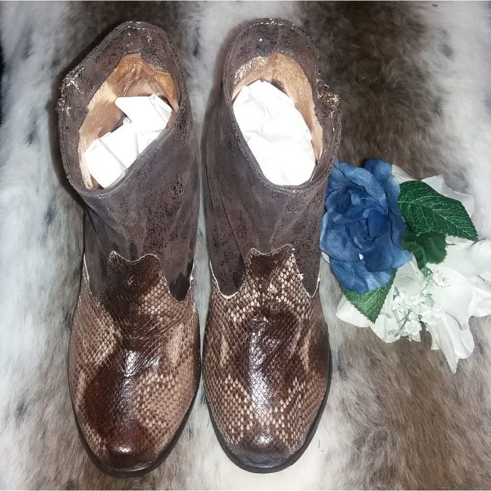 💖Make A deal Sale💖 authentic VEARI luxery boots